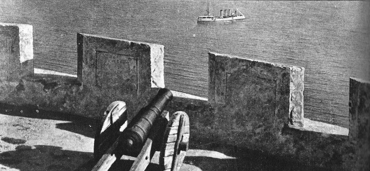The German cruiser Berlin lies at anchor in the bay of Agadir in 1911.
