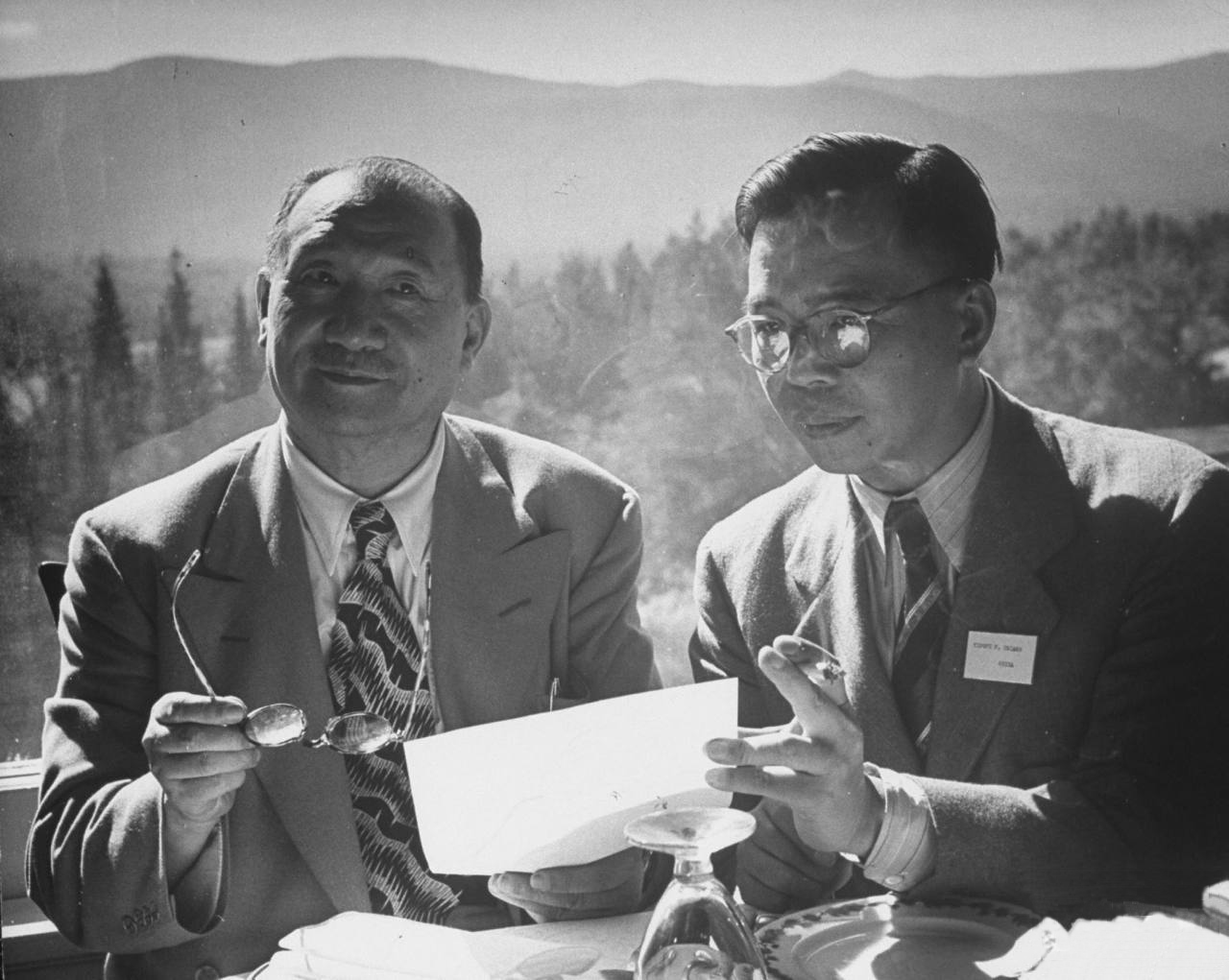 Chinese delegates H. H. Kung and Tsiang Tingfu attend the Bretton Woods Conference.